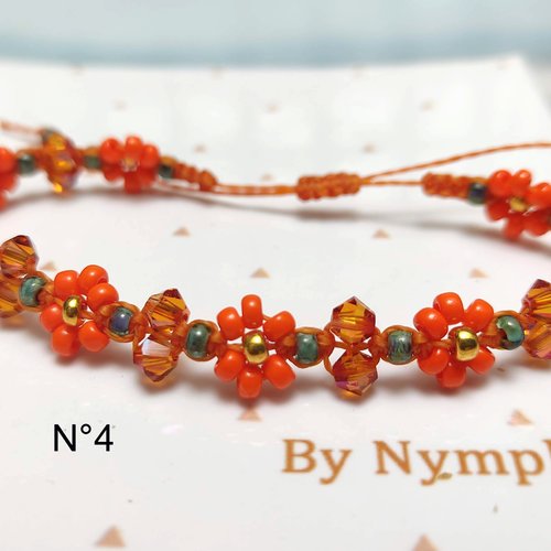 Bracelet petites fleurs oranges et cristal de swarovski