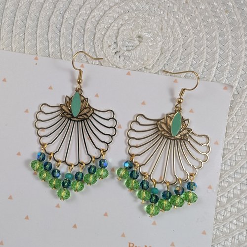 Boucles d'oreilles pendantes perles vertes en cristal