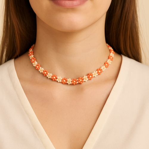 Collier flower power, marguerites tissées main avec des perles en verre