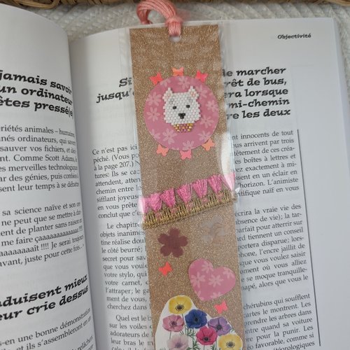 Marque page personnalisé westie en perles