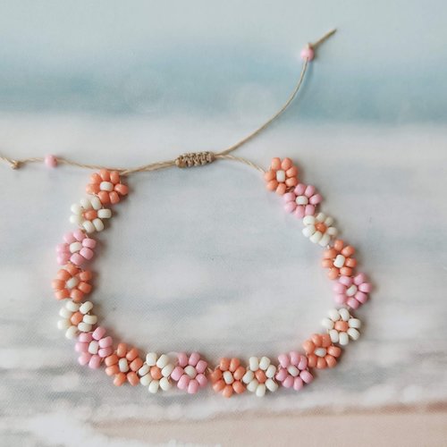 Bracelet marguerite, fleur tissée main, perles en verre