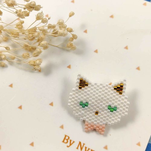 Broche chat en perles miyuki