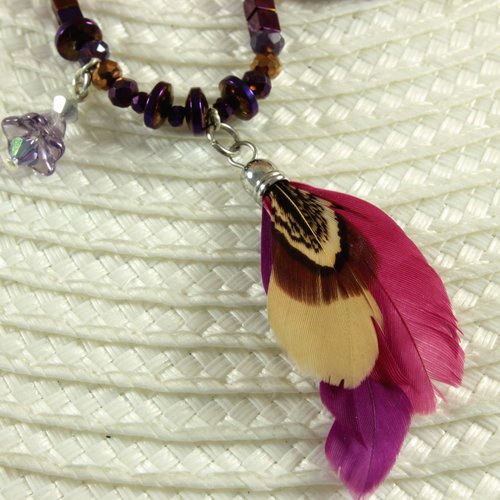 Collier petite plume avec perles, couleur pourpre, collier papillon