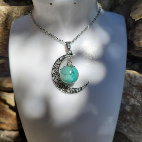 Collier pendentif &quot;apaisement&quot; en amazonite pendentif lune fait main idee cadeau création française