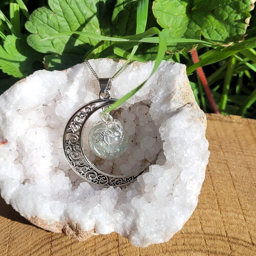 Pendentif lune en pierre de lune fait main orgonite idee cadeau  fin annee
