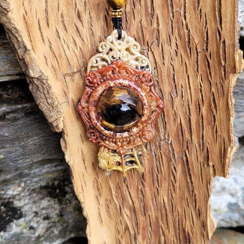 Collier &quot; protection &quot; en oeil de tigre et obsidienne œil céleste elfique fait main