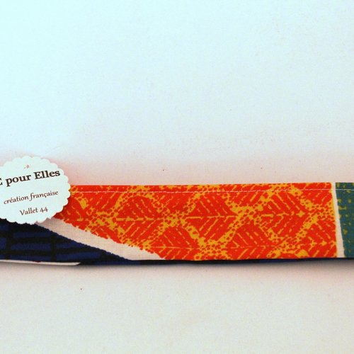 Trousse brosse à dents ou  étui à cigarette électronique multicolore