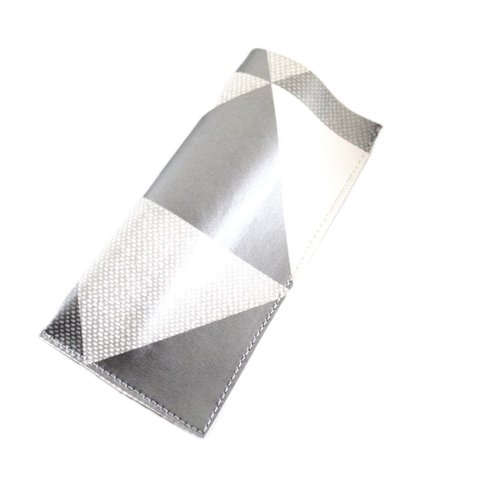 Pilulier femme gris argenté et blanc
