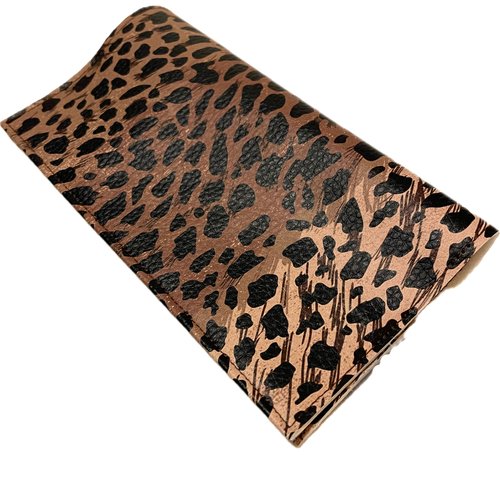 Porte chéquier en simili cuir léopard