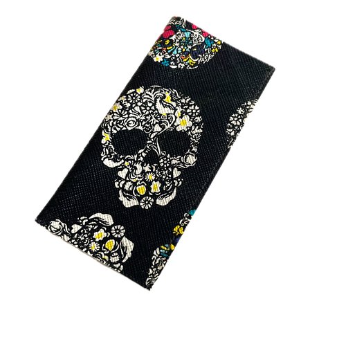 Pilulier têtes de mort simili cuir