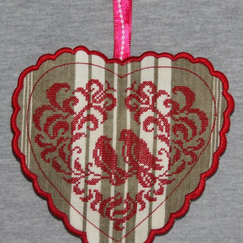 Pochette à lavande en toile à matelas thème coeur et colombes