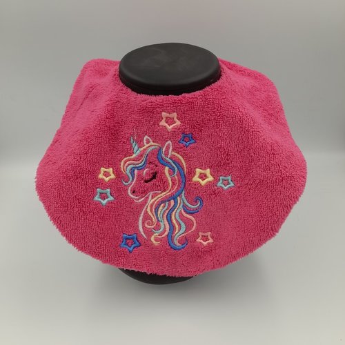 Bavoir  brodé machine "licorne" 3-6 mois