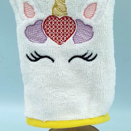 Gant de toilette enfant brodé beige rosé licorne