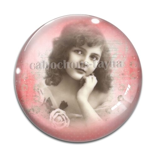 Cabochon petite fille, résine ou verre différente taille
