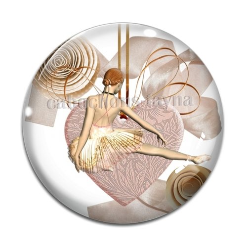 Cabochon danseuse, résine ou verre différente taille