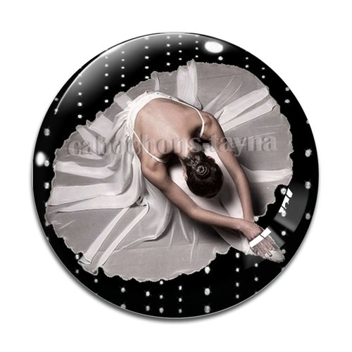 Cabochon danseuse, résine ou verre différente taille