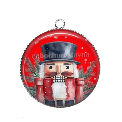 Pendentif casse noisette