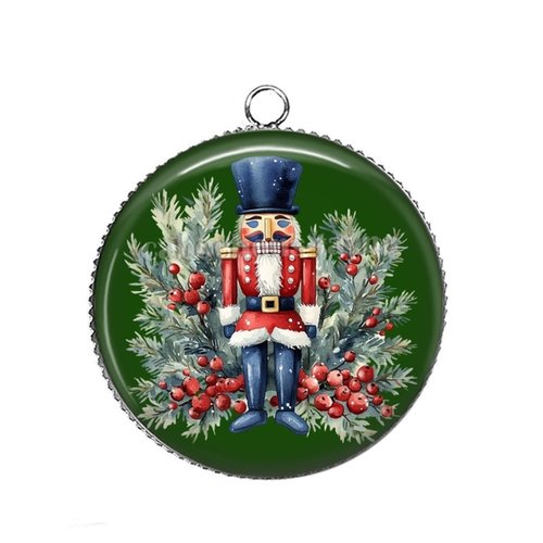 Pendentif casse noisette