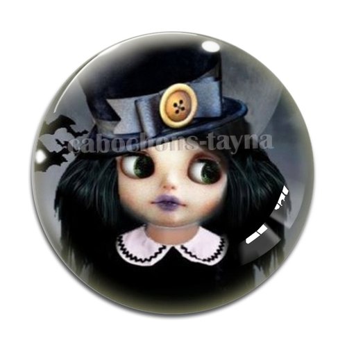Cabochon fille gotique, résine ou verre différente taille