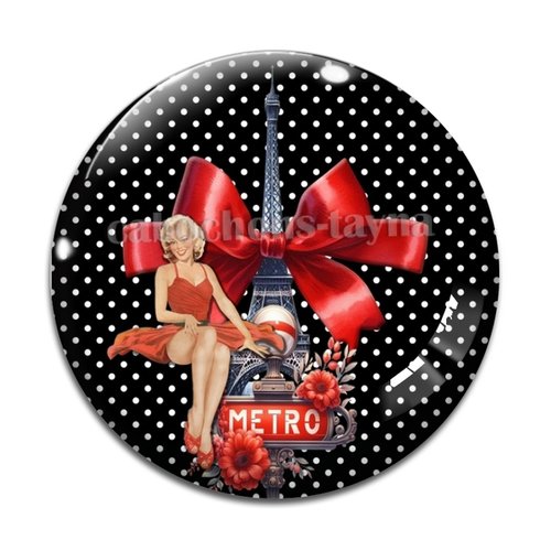 Cabochon pin up à paris, résine ou verre différente taille