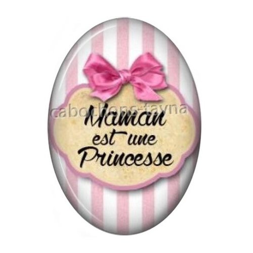 Cabochon maman est une princesse ovale, résine ou verre