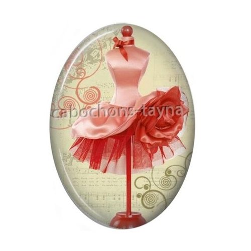 Cabochon robe, mode ovale, résine ou verre
