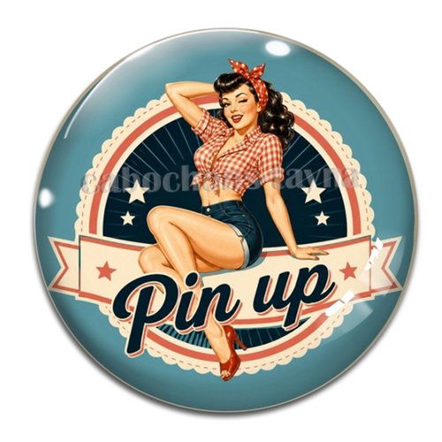 Cabochon pin up– résine ou verre – différentes tailles disponibles