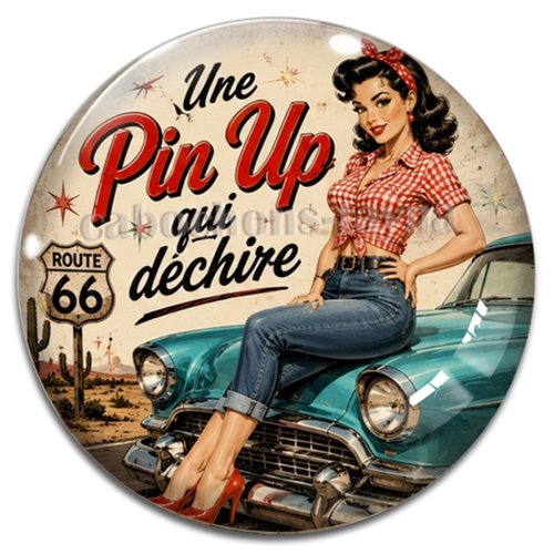 Cabochon une pin up qui déchire– résine ou verre – différentes tailles disponibles
