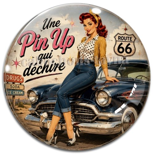 Cabochon une pin up qui déchire– résine ou verre – différentes tailles disponibles