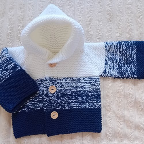 Veste/paletot bébé, 9/12 mois , tricoté à la main aux aiguilles, cadeau naissance