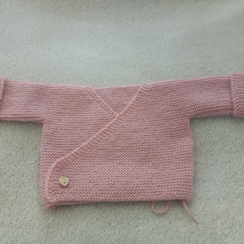 Brassière bébé , taille naissance , laine naturelle 100% mérinos, cadeau naissance,tricoté à la main