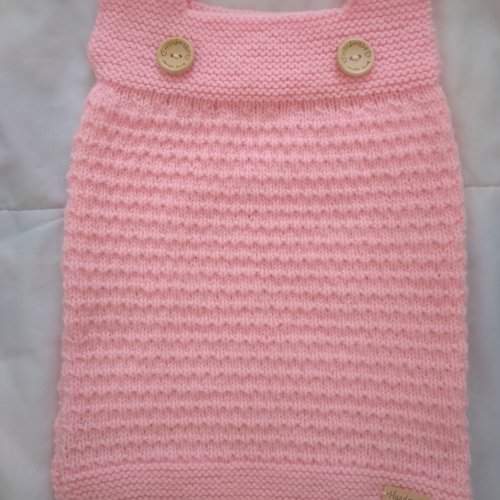 Robe bébé , 3 mois , laine 100% acrylique certifiée oeko-tex , tricoté à la main