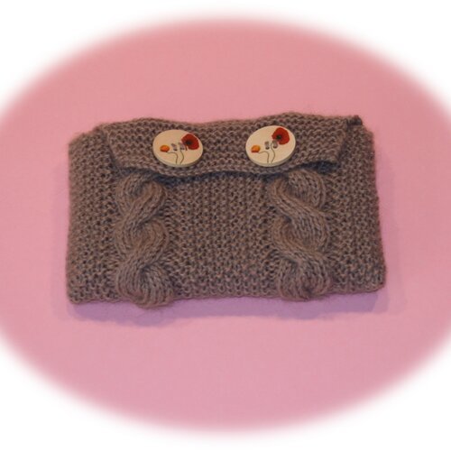 Pilulier 7 jours et son étui en laine mohair caramel