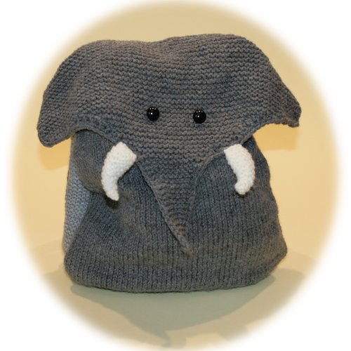 Sac à dos éléphant tricoté pour la maternelle