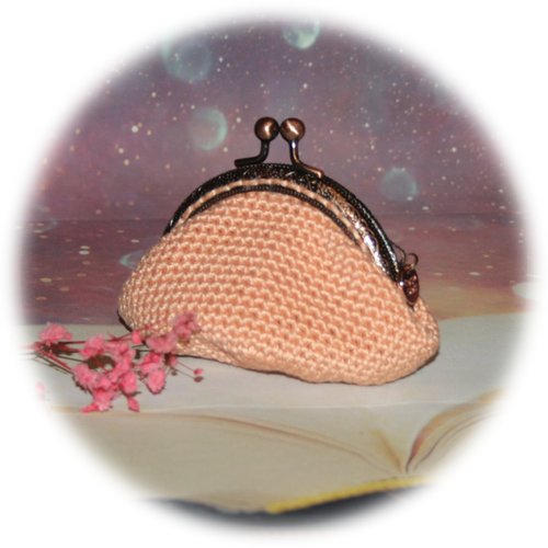 Porte-monnaie en coton saumon, fermoir métal rose breloque "carpe diem"