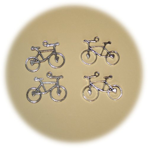 Lot de 4 pendentifs vélo en métal argenté