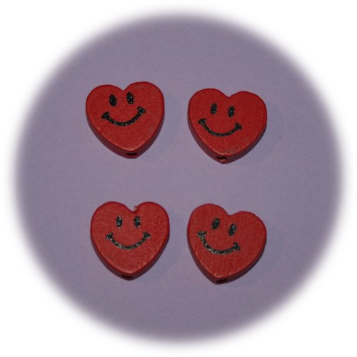 Lot de 4 perles en bois rouges en forme de cœur souriant