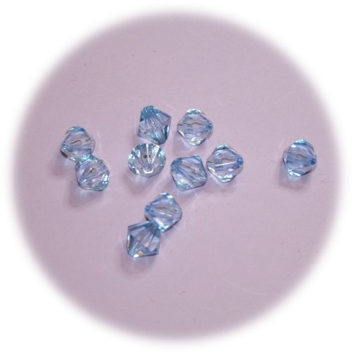 Lot de 10 perles acryliques bleues translucides