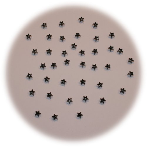Lot de 40 rivets à griffes forme étoiles