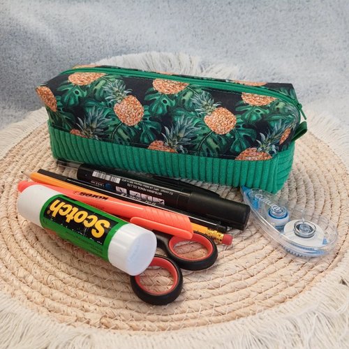 Trousse école rectangulaire bi-matière zippée – velours vert et ananas - idée cadeau pour anniversaire, noël, fête, maitresse