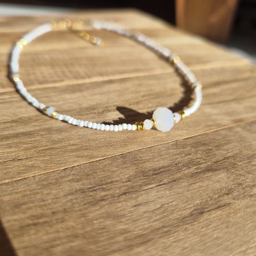 Collier l'intemporel -blanc