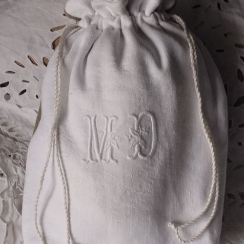 Sac pochon romantique monogramme md toile à matelas grise