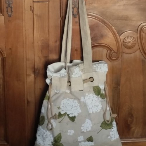 Sac seau fait main "les hortensias"  doublé porté épaule