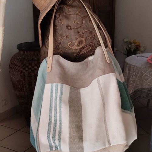 Grand sac cabas cube fait main harmonie écrue et vert pâle multi matières