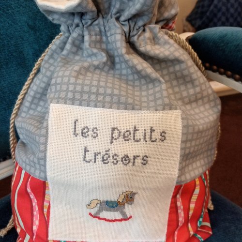 Sac pochon bébé enfant "les petits trésors" coton broderie point de croix