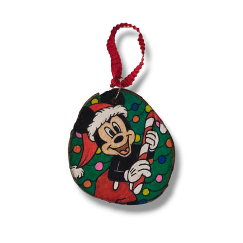 Suspension de noël artisanale – mickey – peinte à la main – bois naturel – création unique