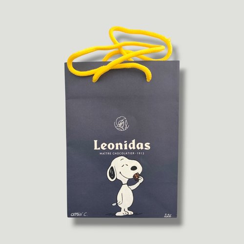Création pop art snoopy sur sac chocolatier leonidas