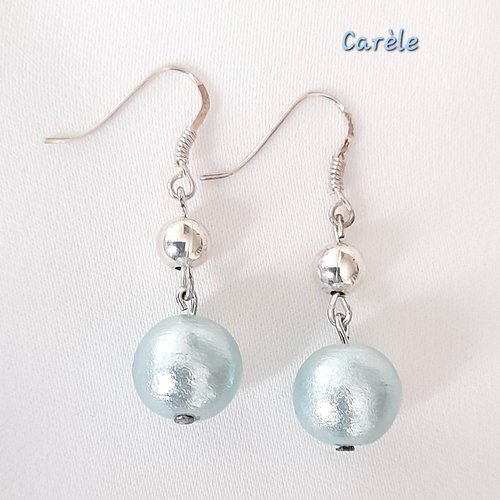 Boucles d'oreille argent 925 et perle couleur bleu-gris très clair