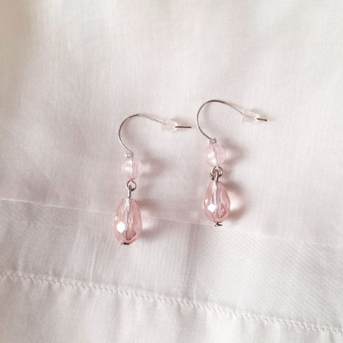 Boucles d'oreilles roses