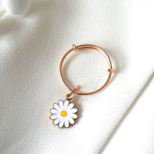 Bague en or laminé 14 carats et sa marguerite